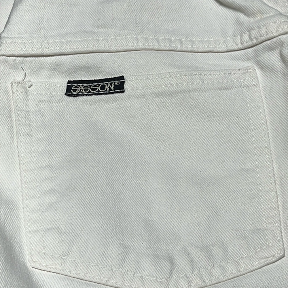 Vtg SASSON high waisted tapered leg white jeans size 11/12